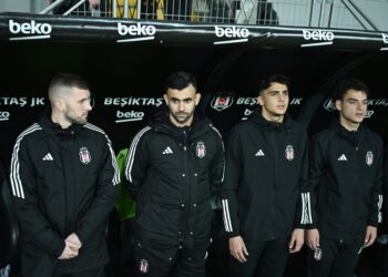 Beşiktaş’ın kadrosu belli oldu: Fernando Santos’tan yıldız futbolcuya kesik