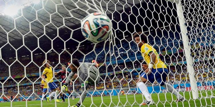 Bugün ekranda dev maçlar var: Fransa ve Almanya, İngiltere ve Brezilya karşı karşıya gelecek