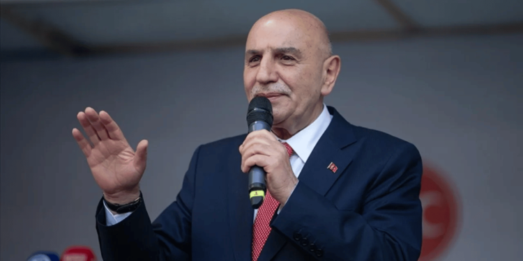 Turgut Altınok diploma iddialarına yanıt verdi