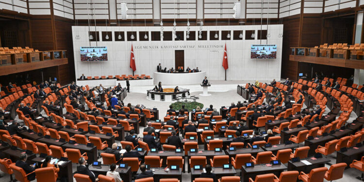 Vatandaş için olmayan kaynak, vekilin dil kursuna var