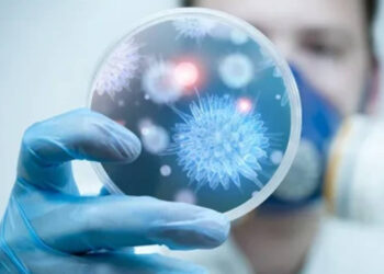 2 yıla yakın süre koronavirüs taşıyan adamın içinde yeni bir varyant oluştu