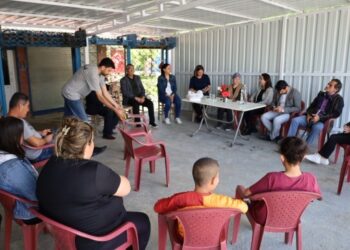Hatimoğulları: Konutlar depremzedelere ücretsiz teslim edilmeli