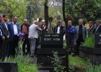 Vedat Aydın mezarı başında anıldı