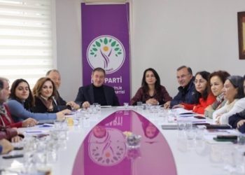 DEM Parti: Demokratik tepki suç değildir, gözaltı ve tutuklamalara derhal son verilmeli