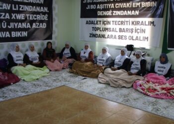 Adalet Nöbeti’nde annelere çağrı
