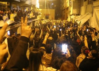 Colemêrg ve Gever halkı sokaklara akıp zaferi kutladı