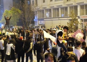 Îdir sokaklarında seçim zaferi