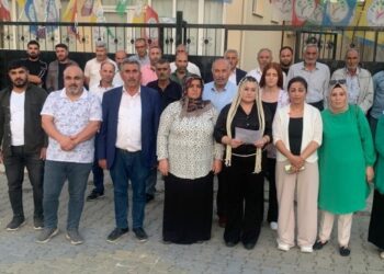 Uzman çavuş tacizi Manisa’da protesto edildi