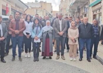 Stewr’de taşımalı seçmen tepkisi: Oturacak koltuğunuz var ama yatacak yeriniz yok