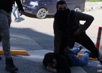 Savcı, mahkemenin tahliye kararını zaman ayarlı itirazla engelledi