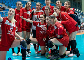 A Milli Kadın Hentbol Takımı, tarihte ilk kez Avrupa Şampiyonası'nda