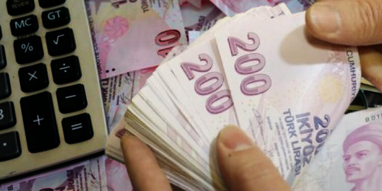 Açlık ve yoksulluk katlandı, tek başına yaşam kalmadı!