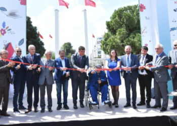 Ahmet Ümit'ten İzmir'e dair yeni roman geliyor