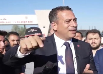 Ali Mahir Başarır, Kepez Belediye Başkanı Karagöz'ü cezaevinde ziyaret etti