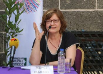 Amed Tiyatro Festivali'nde 'Tiyatroda değişimlerin tarihi' söyleşisi