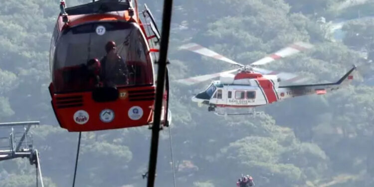Antalya’da teleferik kazası: Mahsur kalan 174 kişinin tamamı kurtarıldı