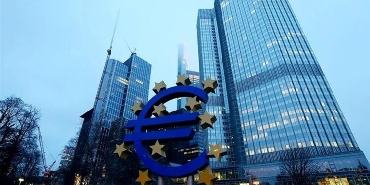 Avrupa Merkez Bankası'nda faiz indirimine yeşil ışık