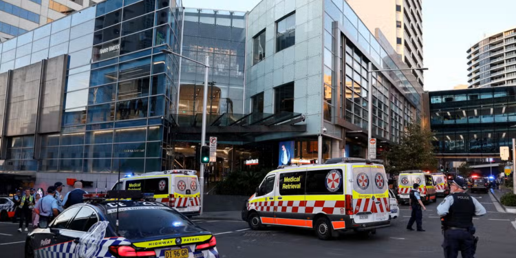 Avustralya’da alışveriş merkezinde bıçaklı saldırı: 6 kişi öldürüldü