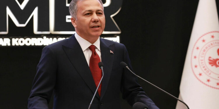 Bakan Yerlikaya'dan İstiklal Caddesi'ndeki olaylı İsrail protestosuna ilişkin açıklama