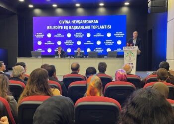 Bakırhan: Seçim sonuçları 'savaşa hayır' çığlığıdır  Hatimoğulları: Halk tercihini değişimden yana yaptı