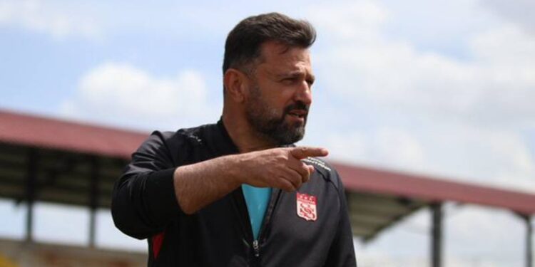 Bülent Uygun yönetimindeki Sivasspor "dört büyüklere" boyun eğmiyor