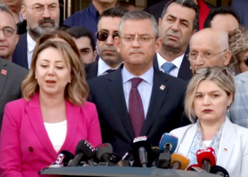 CHP heyeti, YSK önünde toplandı; Hatay için ‘seçim iptali’ başvurusu!