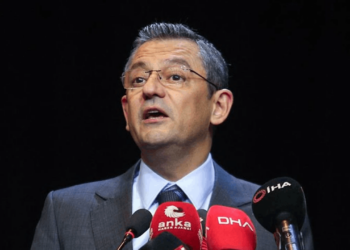 CHP lideri Özgür Özel'in Filistin ziyareti ertelendi: 'Mümkün olan ilk fırsatta gideceğim'