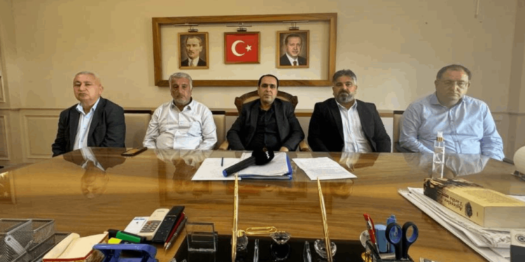 DEM Partili belediye başkanı istifa etti! 'Dışarıdan yönetmek istiyorlar'