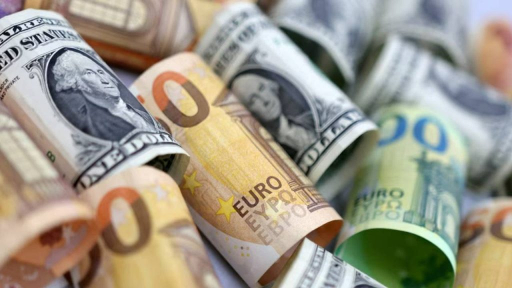 Dolar ve euro güne nasıl başladı?