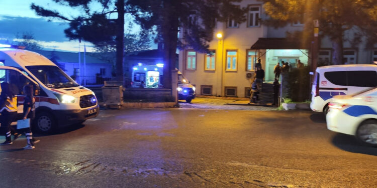 Elazığ'da ilginç olay! 3 kişi cin çarpma iddiası ile toplum sağlığına başvurdu