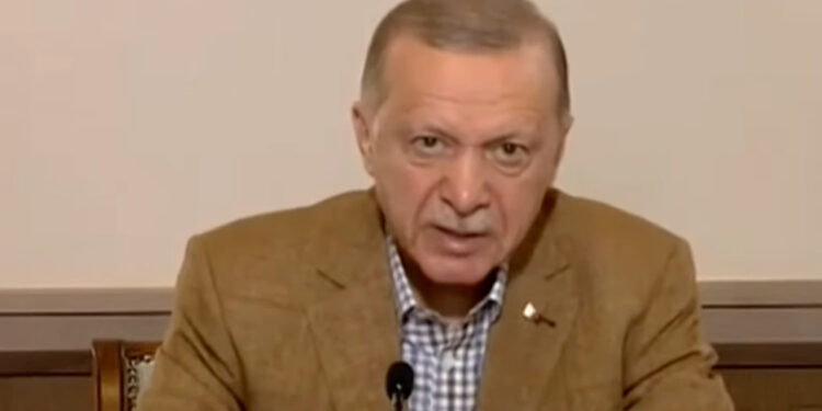 Erdoğan: 'Milletin sandıkta verdiği mesajı en ince detayına kadar analiz ediyoruz'