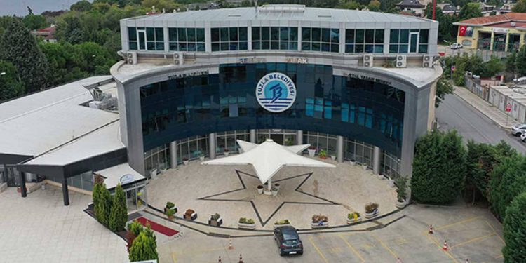 Eski AKP’li başkan, yönetimi devretmeden Tuzla Belediyesi’nin taşınmazlarını satışa çıkardı!