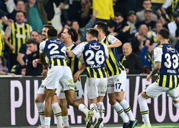 Fenerbahçe rekor için sahaya çıkıyor