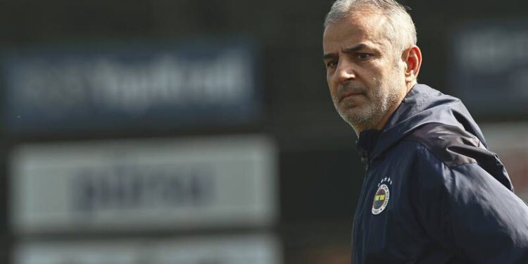 Fenerbahçe'de İsmail Kartal hedefini belirledi!