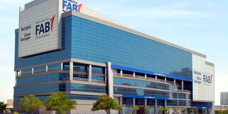 First Abu Dhabi Bankası, Yapı Kredi’yi almak için görüşmelere başladı, hisseler zirve yaptı