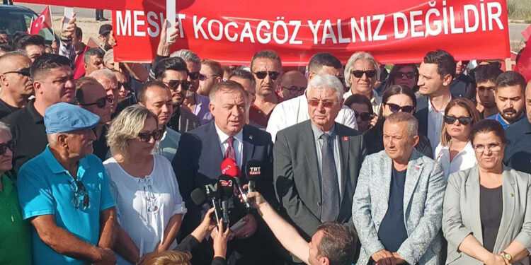 Gökan Zeybek'ten AKP'ye Kocagöz tepkisi: "Mahkemeler üzerindeki bu vesayet anlayışından vazgeçin"