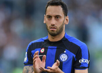 Hakan Çalhanoğlu yanlış anlaşıldım diyerek açıkladı: Galatasaray'a duyduğum sevgiyi hiçbir zaman saklamadım