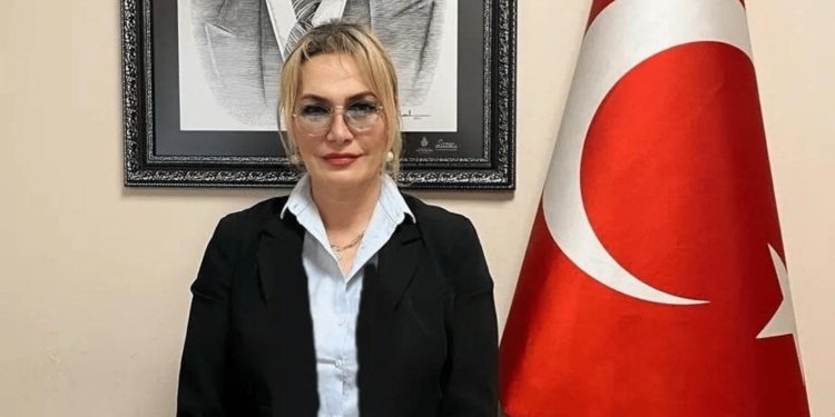 Türk halk müziği sanatçısı Hilal Özdemir muhtar oldu