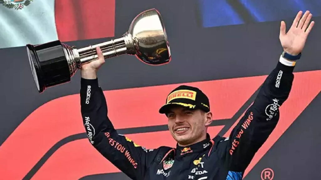 Japonya GP'de zaferin adı Verstappen