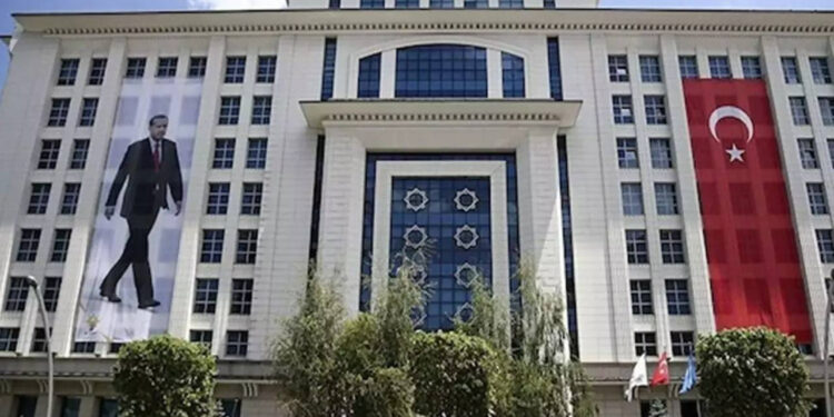 Kulis: Alınan yenilgi AKP’nin arayışlarını hızlandırdı, parlamenter sistem önerisi gündeme gelebilir