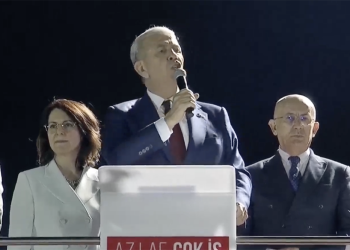 Mansur Yavaş: Bu seçimin kaybedeni siyasi hayatını ‘müfteri’ olarak tamamlayan Turgut Altınok’tur