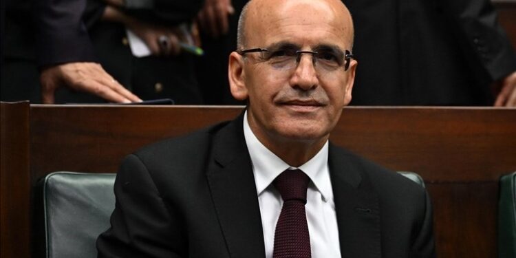 Mehmet Şimşek’ten firmalara gözdağı!