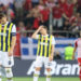 Olympiakos'a 3-2 mağlup olan Fenerbahçe, tur şansını İstanbul'a bıraktı