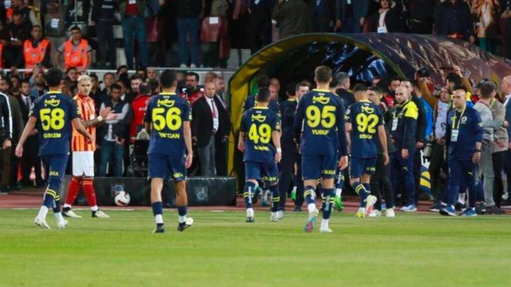 PFDK'ya sevk edilen Fenerbahçe'yi bekleyen ceza ne?