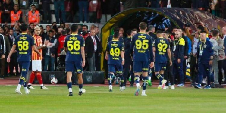 PFDK'ya sevk edilen Fenerbahçe'yi bekleyen ceza ne?