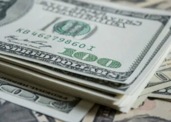 Piyasalar hareketlendi, dolar kuru atak yaptı!