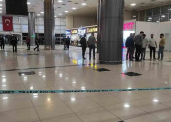 Şanlıurfa'da otogarda silahlı çatışma: 1 ölü 2'si polis 10 yaralı