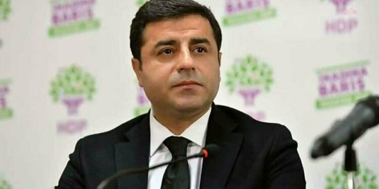 Selahattin Demirtaş savunmasını kitaplaştırdı