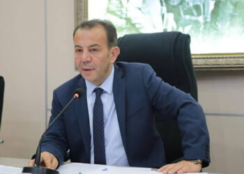 Tanju Özcan: Afrikalı öğrencilerin otobüs biletlerine astronomik bir zam yapacağız