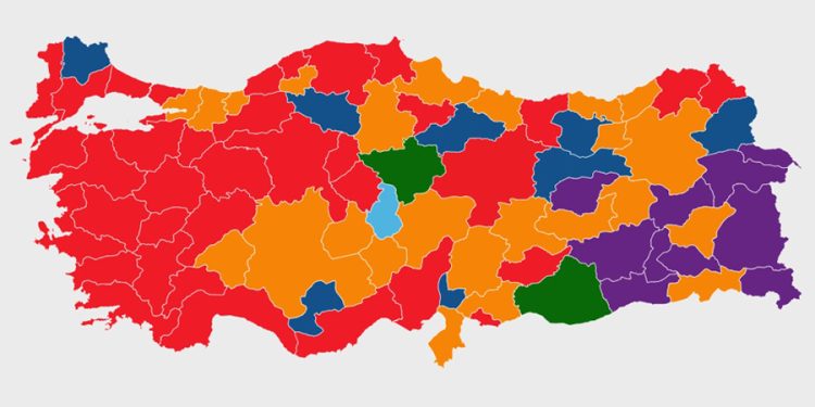 Türkiye’nin seçim haritasında renkler değişti; CHP 47 yıl sonra birinci parti oldu
